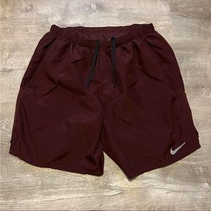 Nike Maroon Burgundy Dri-Fit Mens Athletic Shorts Size Medium